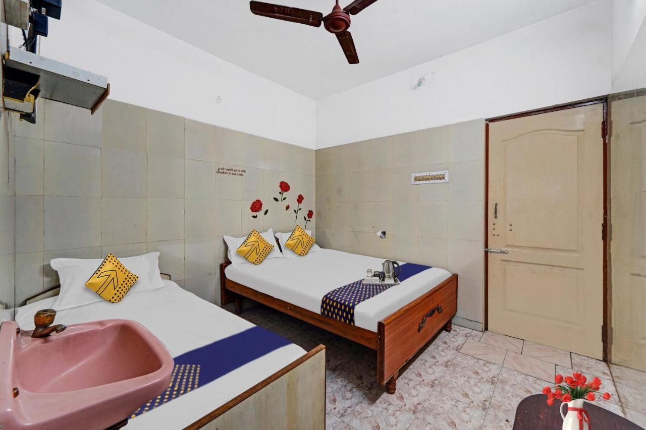 Spot On New Golden Star Guest House Near Thirumangalam Metro Station Τσενάι Εξωτερικό φωτογραφία